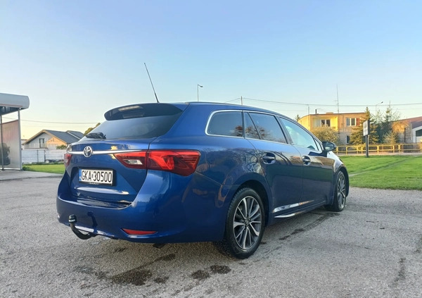 Toyota Avensis cena 44300 przebieg: 211000, rok produkcji 2016 z Ostrołęka małe 79